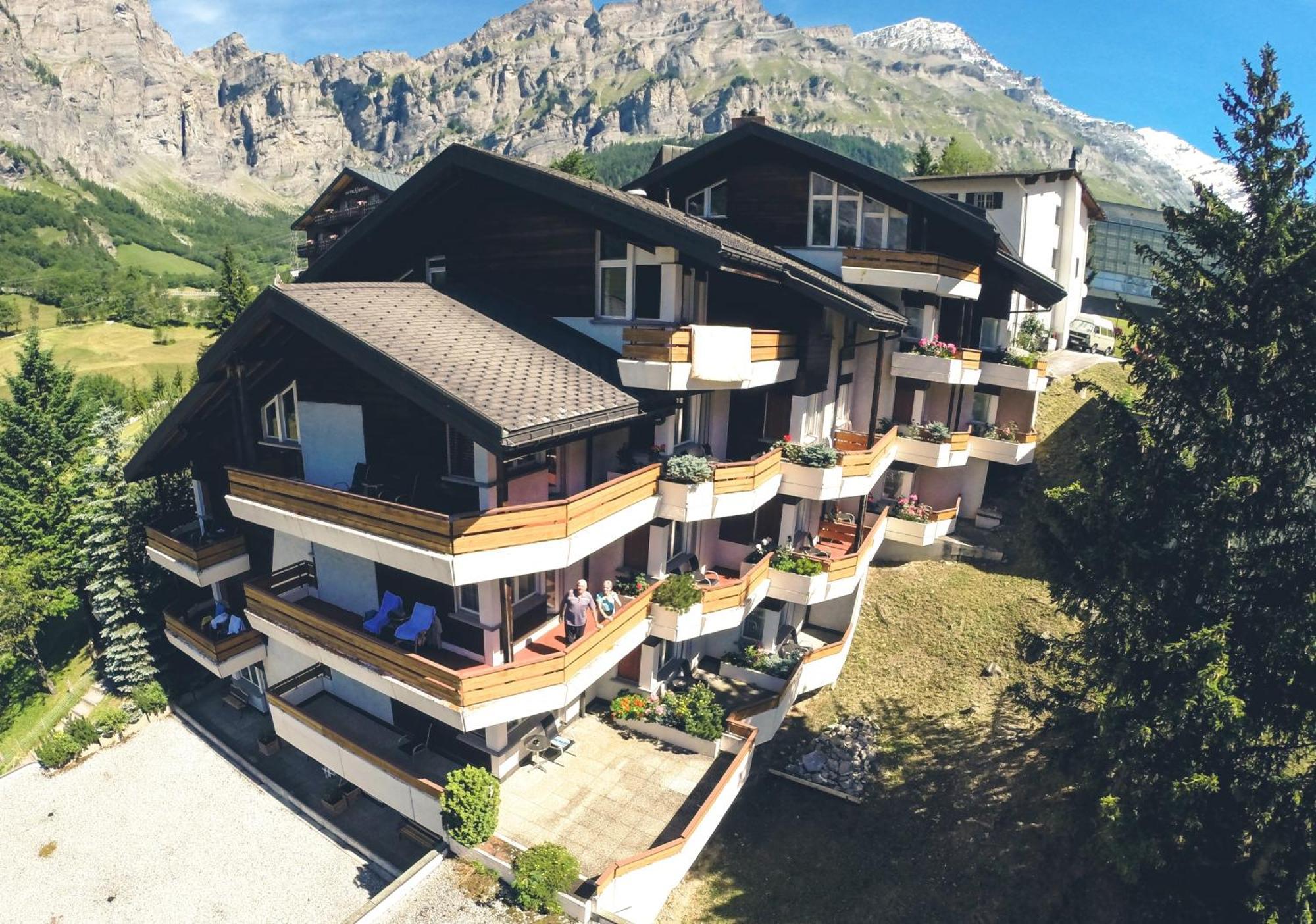 Hotel Alpenblick-Leukerbad-Therme Exterior photo