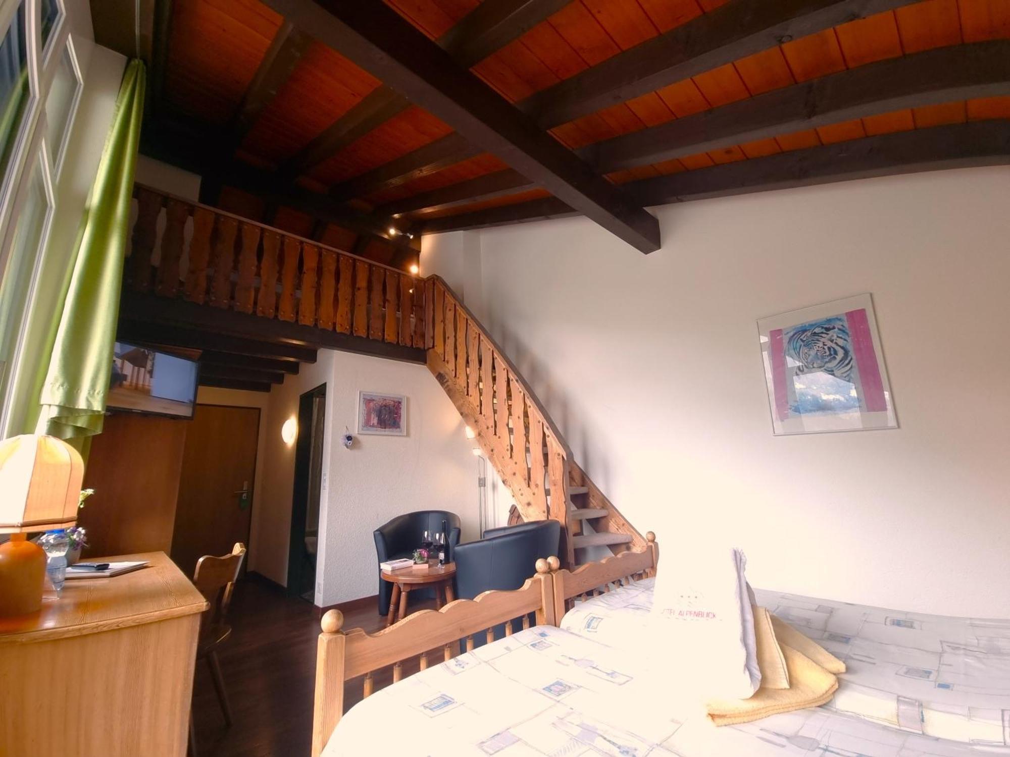 Hotel Alpenblick-Leukerbad-Therme Room photo
