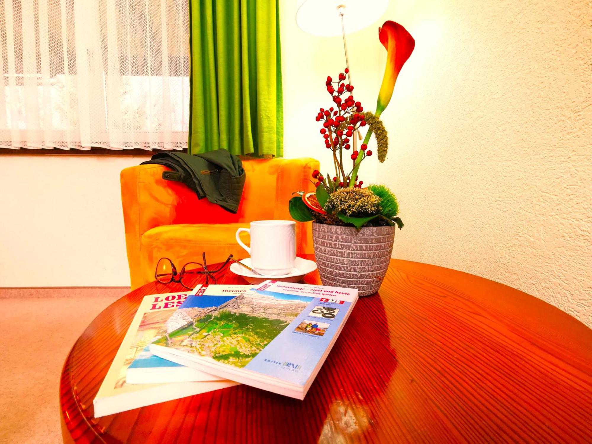 Hotel Alpenblick-Leukerbad-Therme Room photo