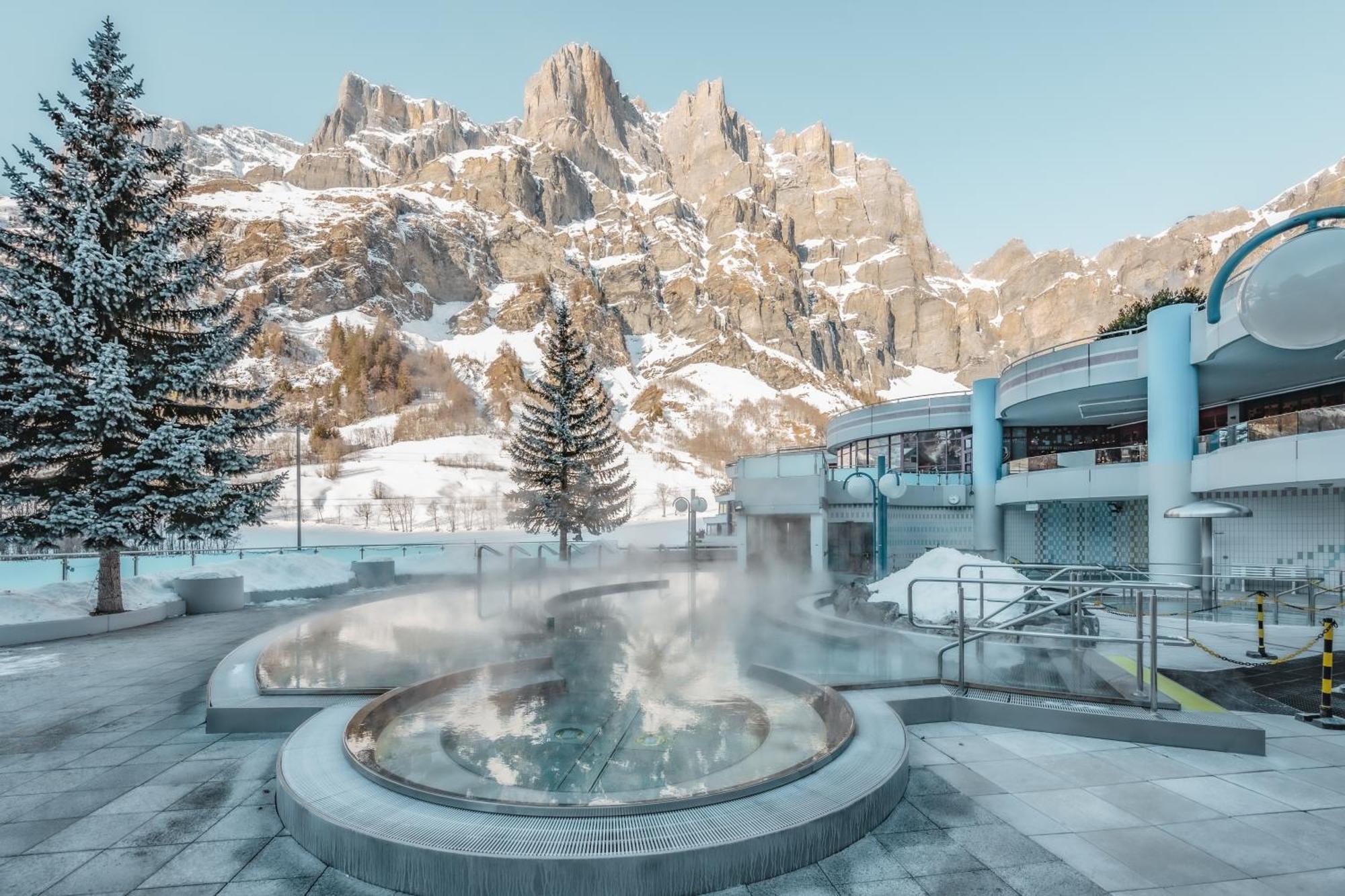 Hotel Alpenblick-Leukerbad-Therme Exterior photo
